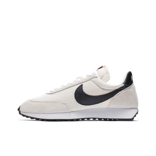 Nike Tailwind